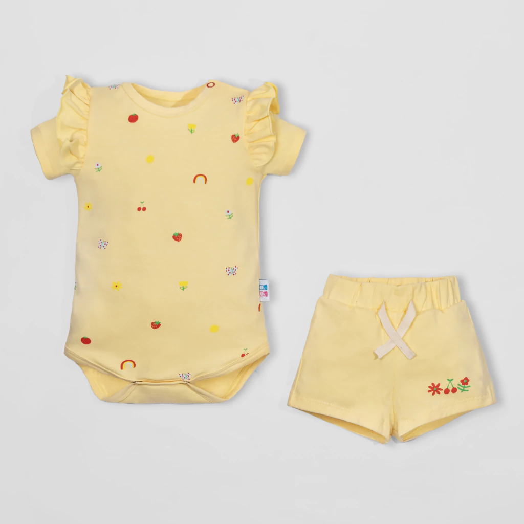 Conjunto 2 Piezas - Remera m/c + Short - Amarillo Spring